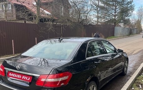 Mercedes-Benz E-Класс, 2011 год, 1 480 000 рублей, 10 фотография