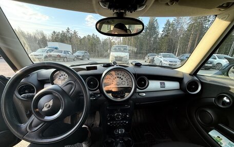 MINI Hatch, 2011 год, 900 000 рублей, 10 фотография