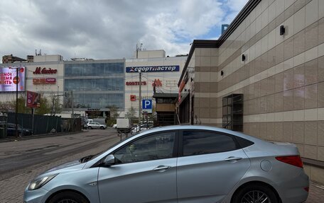 Hyundai Solaris II рестайлинг, 2012 год, 750 000 рублей, 3 фотография