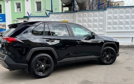 Toyota RAV4, 2021 год, 3 500 000 рублей, 4 фотография