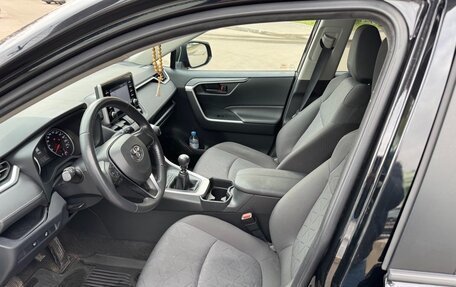 Toyota RAV4, 2021 год, 3 500 000 рублей, 9 фотография