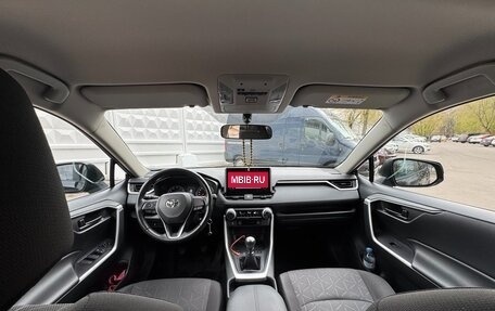 Toyota RAV4, 2021 год, 3 500 000 рублей, 8 фотография