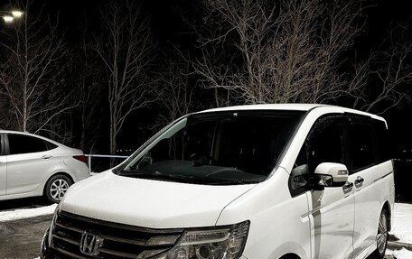 Honda Stepwgn IV, 2013 год, 1 700 000 рублей, 1 фотография