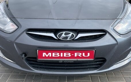 Hyundai Solaris II рестайлинг, 2013 год, 550 000 рублей, 1 фотография