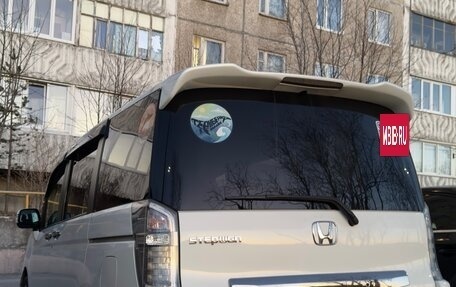 Honda Stepwgn IV, 2013 год, 1 700 000 рублей, 4 фотография