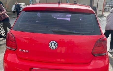 Volkswagen Polo VI (EU Market), 2010 год, 480 000 рублей, 2 фотография