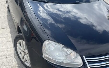 Volkswagen Jetta VI, 2010 год, 580 000 рублей, 5 фотография