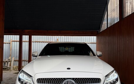 Mercedes-Benz C-Класс, 2019 год, 3 000 000 рублей, 5 фотография