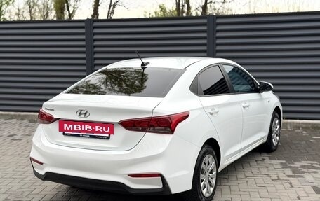 Hyundai Solaris II рестайлинг, 2017 год, 870 000 рублей, 9 фотография