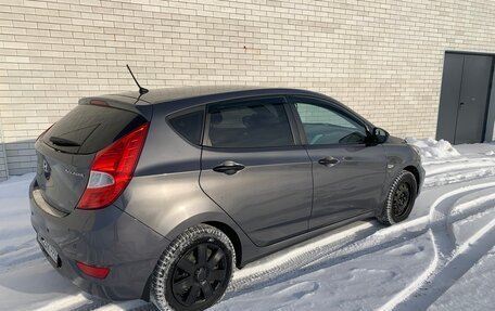 Hyundai Solaris II рестайлинг, 2013 год, 550 000 рублей, 8 фотография