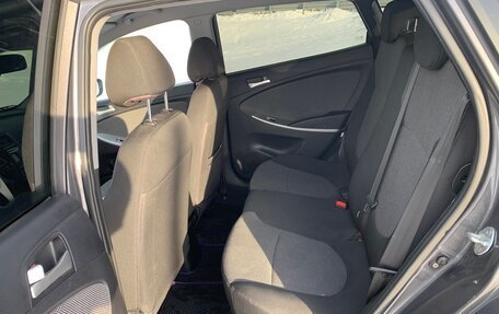 Hyundai Solaris II рестайлинг, 2013 год, 550 000 рублей, 11 фотография