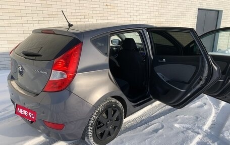 Hyundai Solaris II рестайлинг, 2013 год, 550 000 рублей, 4 фотография