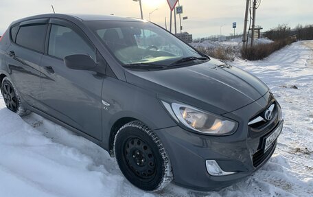 Hyundai Solaris II рестайлинг, 2013 год, 550 000 рублей, 16 фотография