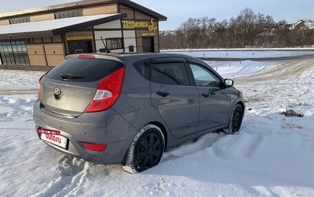 Hyundai Solaris II рестайлинг, 2013 год, 550 000 рублей, 14 фотография
