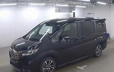 Honda Stepwgn IV, 2017 год, 2 470 000 рублей, 7 фотография