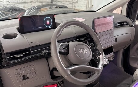 Hyundai Staria, 2024 год, 6 950 000 рублей, 15 фотография