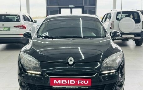 Renault Megane III, 2013 год, 799 000 рублей, 2 фотография