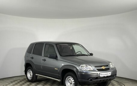 Chevrolet Niva I рестайлинг, 2017 год, 750 000 рублей, 2 фотография