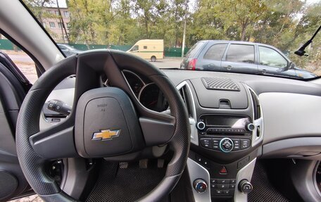 Chevrolet Cruze II, 2013 год, 700 000 рублей, 5 фотография