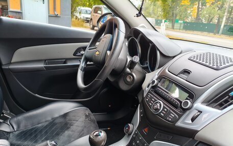 Chevrolet Cruze II, 2013 год, 700 000 рублей, 12 фотография