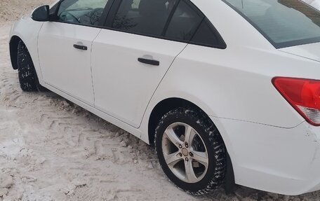Chevrolet Cruze II, 2014 год, 650 000 рублей, 4 фотография