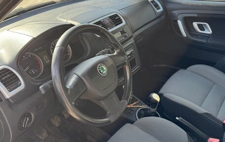 Skoda Fabia II, 2010 год, 500 000 рублей, 13 фотография