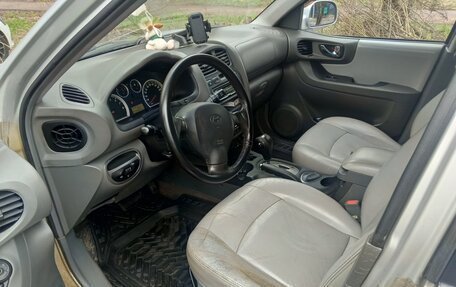 Hyundai Santa Fe III рестайлинг, 2005 год, 720 000 рублей, 11 фотография