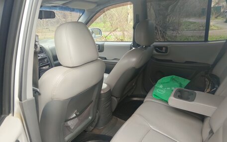 Hyundai Santa Fe III рестайлинг, 2005 год, 720 000 рублей, 14 фотография