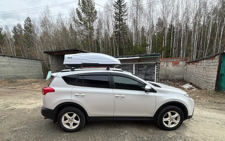 Toyota RAV4, 2014 год, 1 850 000 рублей, 3 фотография