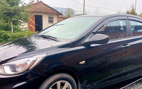 Hyundai Solaris II рестайлинг, 2013 год, 800 000 рублей, 8 фотография