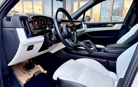 Porsche Cayenne III, 2023 год, 11 499 000 рублей, 16 фотография