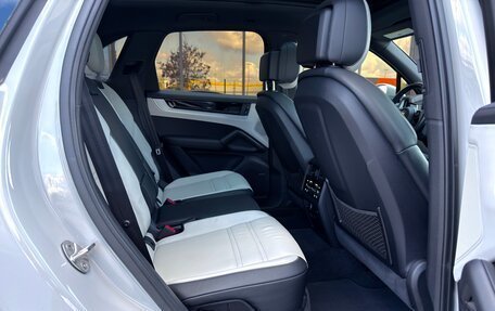 Porsche Cayenne III, 2023 год, 11 499 000 рублей, 28 фотография