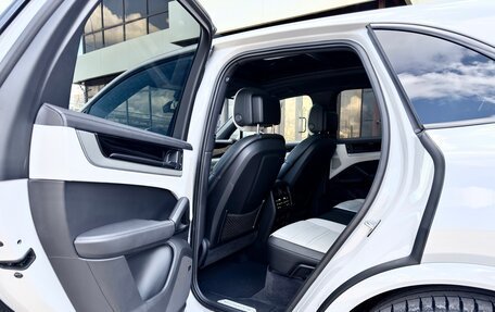 Porsche Cayenne III, 2023 год, 11 499 000 рублей, 26 фотография