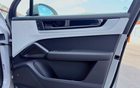 Porsche Cayenne III, 2023 год, 11 499 000 рублей, 23 фотография