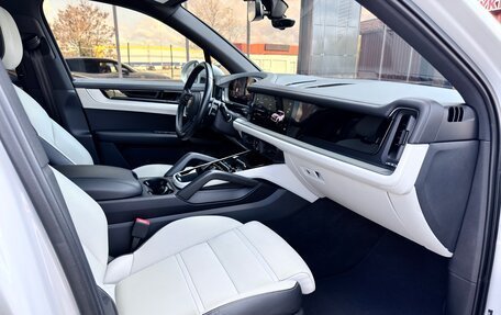 Porsche Cayenne III, 2023 год, 11 499 000 рублей, 25 фотография