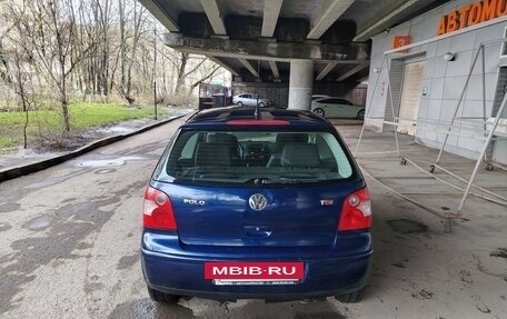 Volkswagen Polo IV рестайлинг, 2002 год, 290 000 рублей, 4 фотография