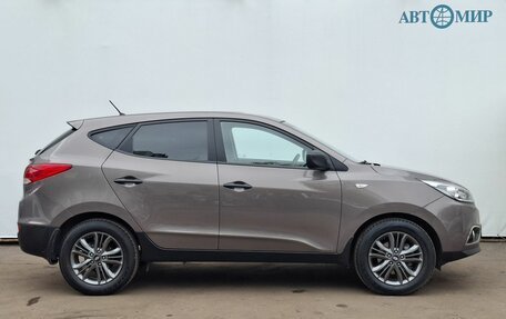 Hyundai ix35 I рестайлинг, 2015 год, 1 450 000 рублей, 4 фотография