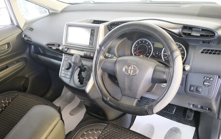 Toyota Wish II, 2009 год, 1 439 000 рублей, 10 фотография
