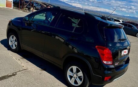 Chevrolet Trax, 2022 год, 1 699 000 рублей, 4 фотография