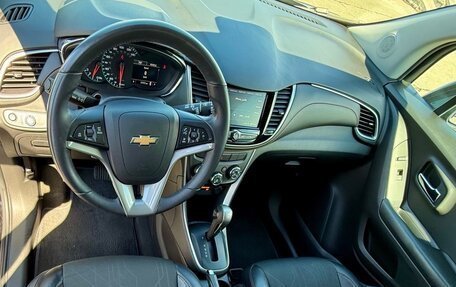 Chevrolet Trax, 2022 год, 1 699 000 рублей, 8 фотография