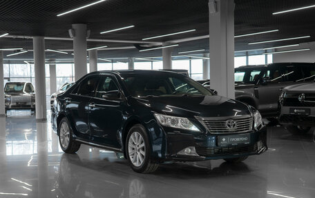 Toyota Camry, 2012 год, 1 590 000 рублей, 2 фотография