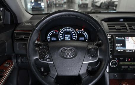 Toyota Camry, 2012 год, 1 590 000 рублей, 10 фотография