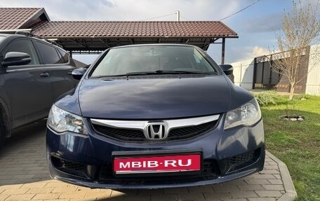 Honda Civic VIII, 2010 год, 750 000 рублей, 1 фотография