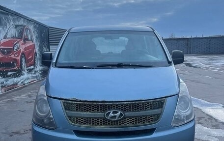 Hyundai Grand Starex Grand Starex I рестайлинг 2, 2008 год, 650 000 рублей, 1 фотография