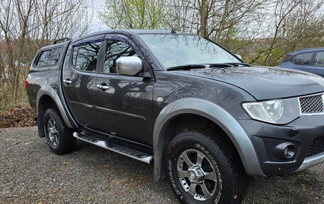 Mitsubishi L200 IV рестайлинг, 2011 год, 1 400 000 рублей, 7 фотография
