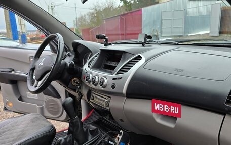 Mitsubishi L200 IV рестайлинг, 2011 год, 1 400 000 рублей, 14 фотография