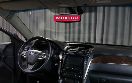 Toyota Camry, 2017 год, 1 849 000 рублей, 5 фотография