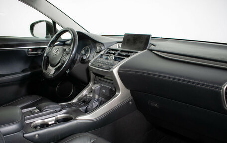 Lexus NX I, 2015 год, 2 295 000 рублей, 9 фотография