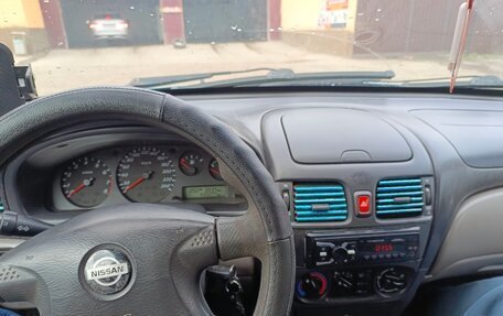 Nissan Almera, 2001 год, 180 000 рублей, 11 фотография