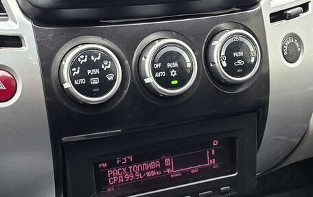 Mitsubishi Pajero Sport II рестайлинг, 2014 год, 1 560 000 рублей, 14 фотография